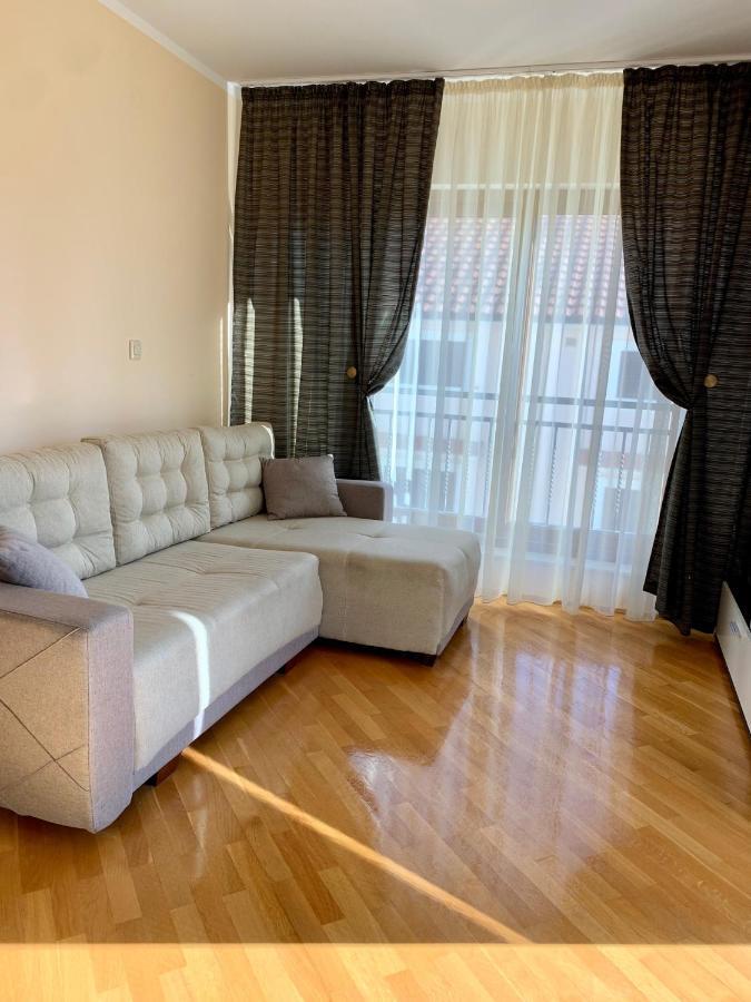 Lastochka.Mne Apartments Baošići Екстериор снимка