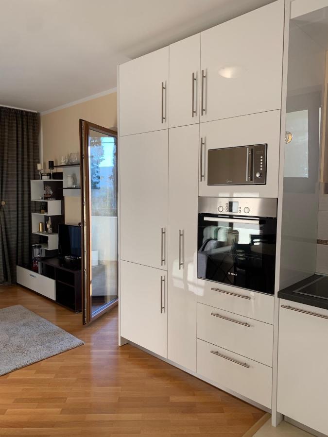 Lastochka.Mne Apartments Baošići Екстериор снимка