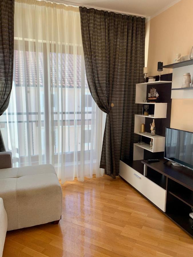 Lastochka.Mne Apartments Baošići Екстериор снимка